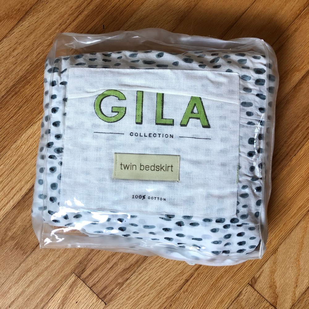 Anthropologie Gila Collection BedSkirt
